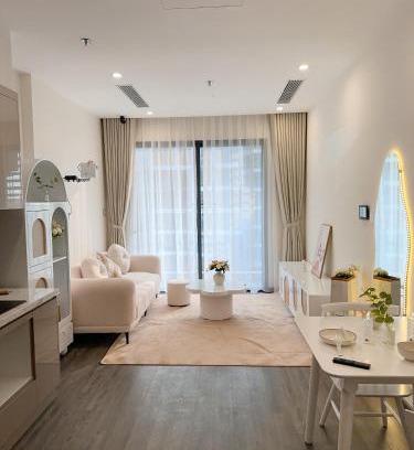 Gia Lam Apartment | Bunnys Homes - Managed by WiWi - Vinhomes Ocean Park