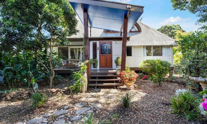 Buderim House | Bunyarina Cottage on Buderim- Pet Friendly