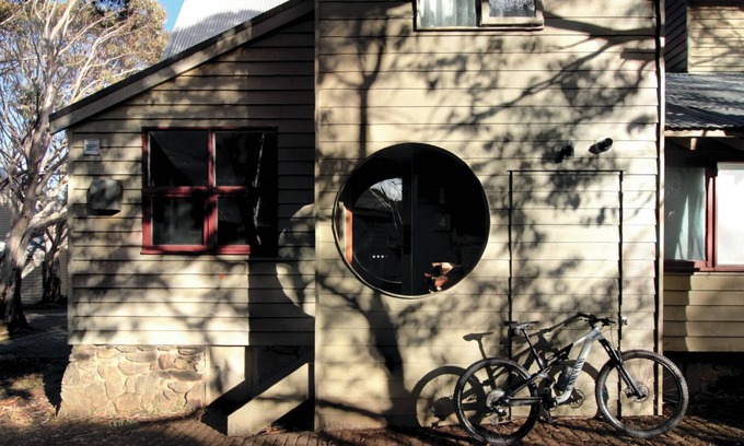 Dinner Plain Ski Chalet | Burramys - Dinner Plain