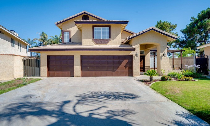 Greenacres House | Business Travelers & Families