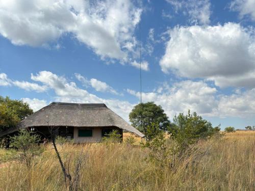 Hammanskraal Cabin | Butjani Lodge