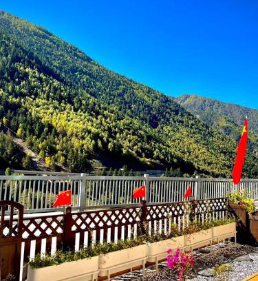 Xiaojin County Hotel | Buyandujiajinpinminsu