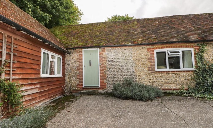 Pulborough House | Byre Cottage 3
