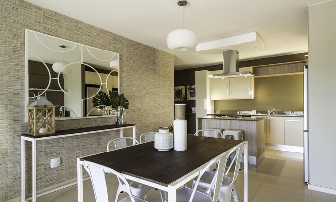 Greater Johannesburg Metropolitan Area Apartment | C.A.G Two Bedroom Suite in Bryanston Johannesburg