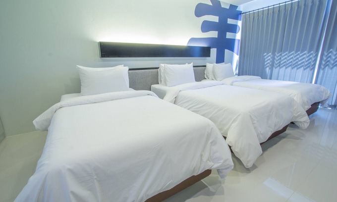 Wichit Hotel | C Deluxe Studio Triple kitchenette