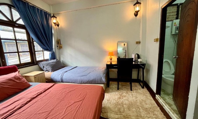 Wat Sam Phraya House | C U Again