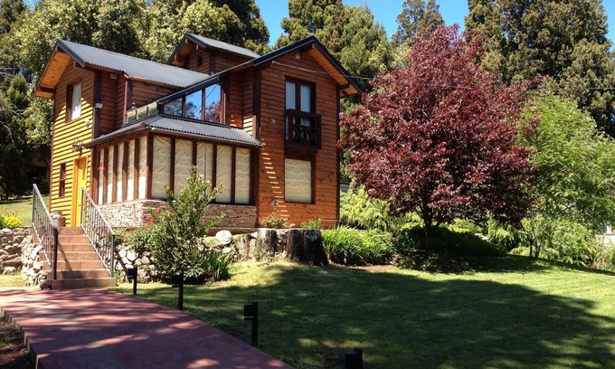San Carlos de Bariloche Cabin | Cabaña Acogedora en el bosque