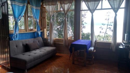 Zirahuen House | Cabaña Aurora