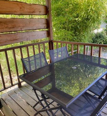 Saint-Martin-des-Lais House | Cabanon Grenouille - Le Pal
