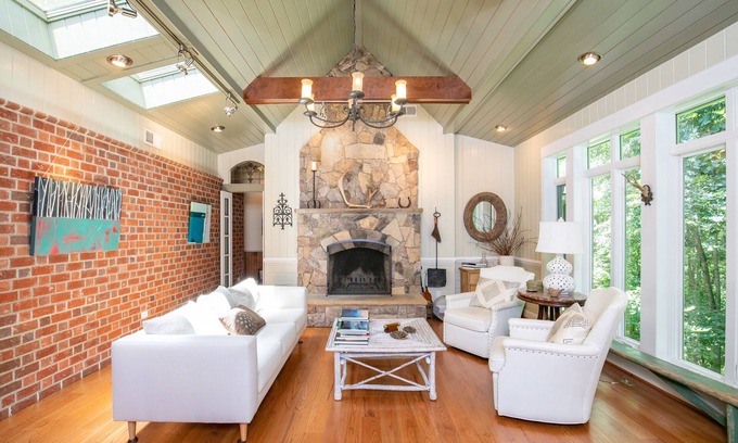 Rio House | Cabell Cottage | 2 Bed, 1.5 Bath