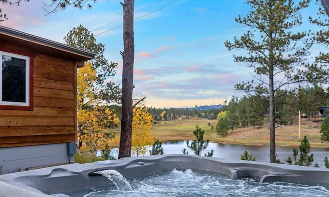 Custer Cabin | ★Cabin Fever Cure For The Whole Family★Bungalows#6