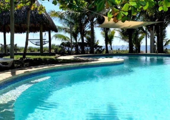 Monterrico House | Cabo tortugas - casa