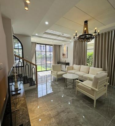 Duong To Villa | Cabo villa 3 bedrooms with public pool