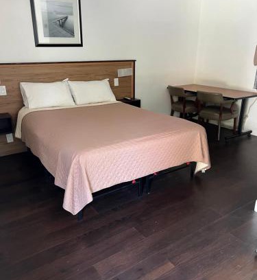 Firthcliffe Hotel | Cadet Motel