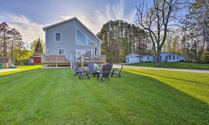Cadillac House | Cadillac Home with Hot Tub and Lake Mitchell Views!