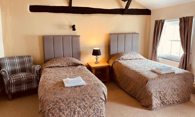 Llanfyllin Hotel | Cain Valley Hotel