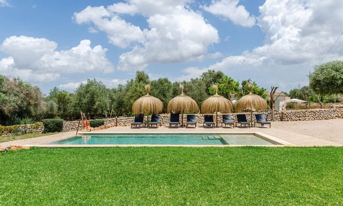 Costitx Ski Chalet | Cal Tio 1 YourHouse, perfect for families, in a quiet area