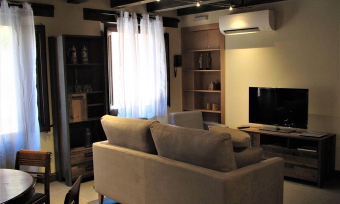 Calella House | Calella residence Jovara, front beach, Barcelona
