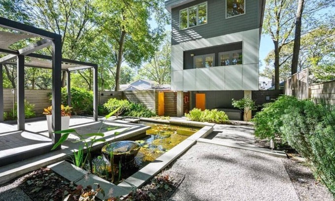 Edgewood House | California Zen Manor HOT Tub KING Beds Rooftop Bar