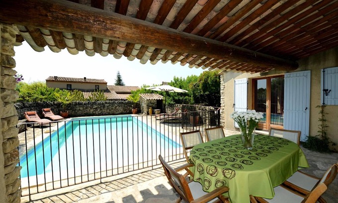 Cabrieres-d'Avignon Villa | Calm, relaxation, private pool