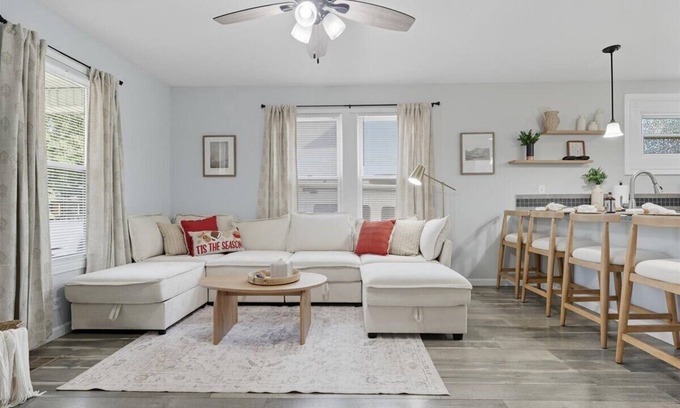 Alcoa House | Cal’s Place/Pet-Friendly Home Near UT & Airport