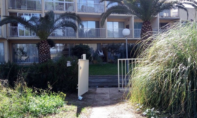 Calvi Apartment | CALVI: GROUND FLOOR APARTMENT WITH DIRECT BEACH ACCESS
