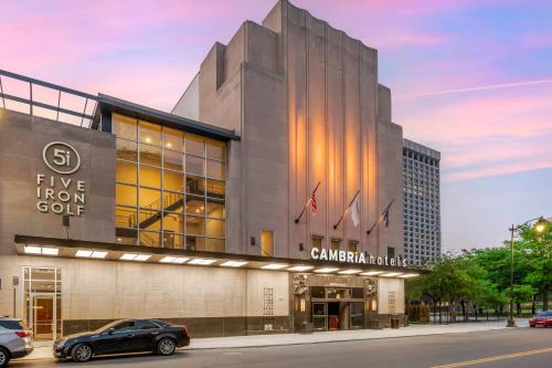 Downtown Detroit Hotel | Cambria Hotel Detroit Downtown