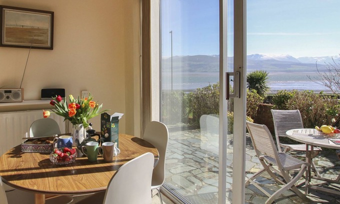 Beaumaris Cottage | Camlan