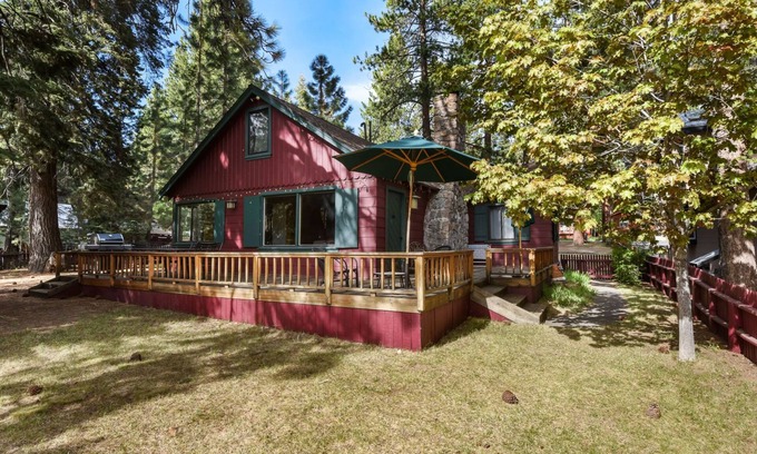 Kings Beach Cabin | Camp Brassie - On Golf Course, Dog Friendly, Walk to Beach