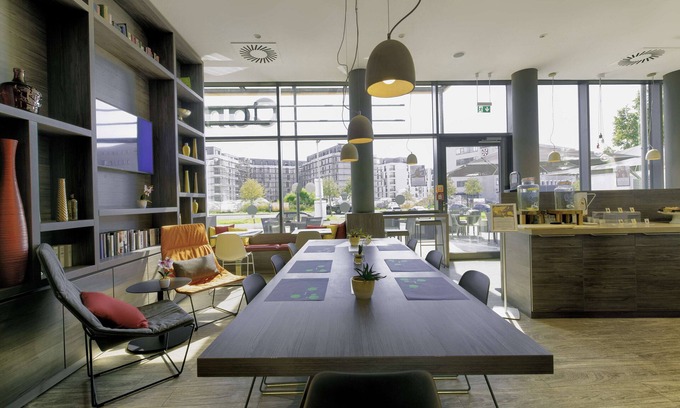 Schoenefeld Hotel | Campanile Berlin Brandenburg Airport