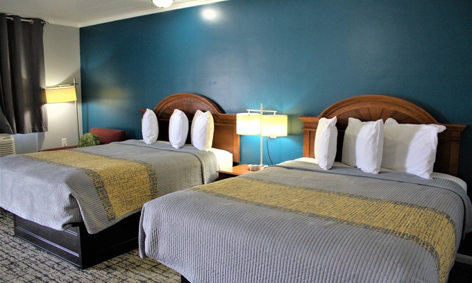 Scottsburg Hotel | Campbell's Motel