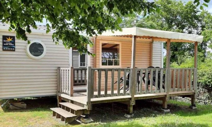 Argenton-Chateau House | Camping 3 étoiles - Piscine - ccbahi0