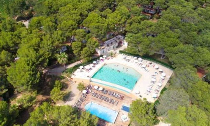 Castelnau-de-Guers House | Camping 4 étoiles - Piscine - eecheb