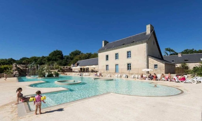 Quimper House | Camping 5 étoiles - Parc aquatique - eebid0