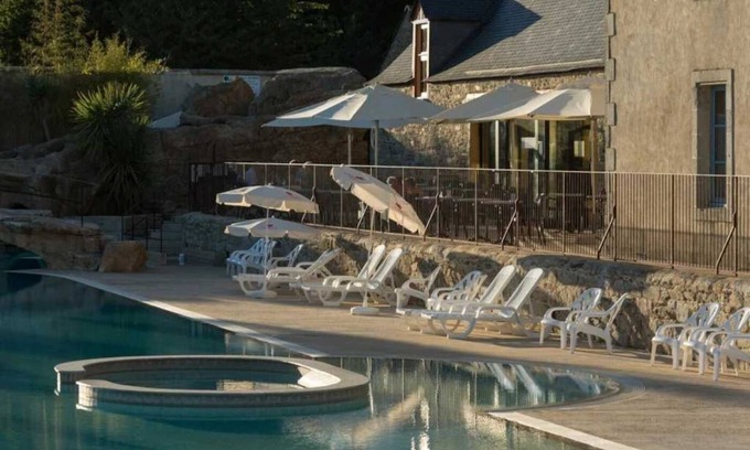Quimper House | Camping 5 étoiles - Parc aquatique - eebidb