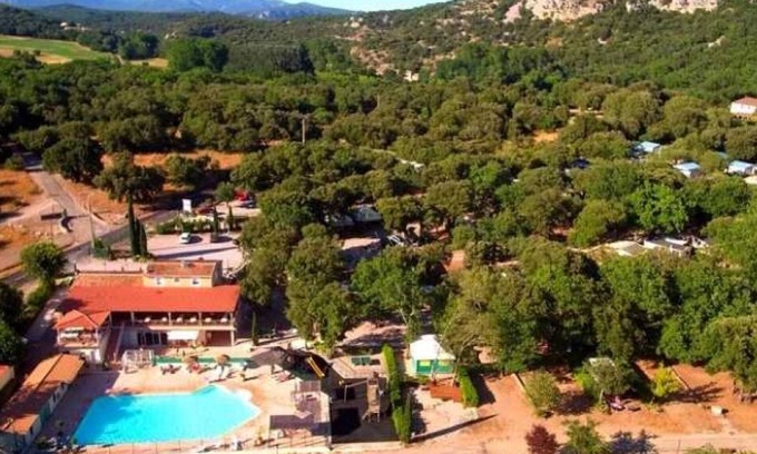 Brissac House | Camping - eehebc - Studio Apartment, Sleeps 5