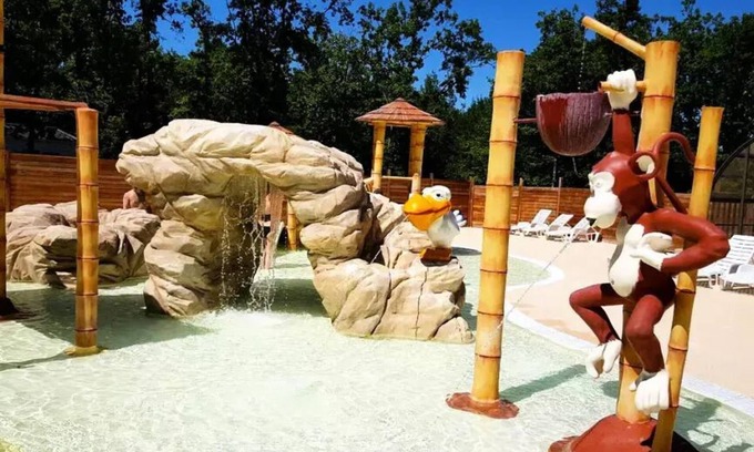 Cenac-et-Saint-Julien House | Camping Romanée Le Lou Castel* - Comfort mobile home 3 rooms 4 people