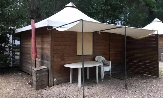 Carces House | Camping Les Fouguières* - Lodge Toilé Bois 3 Rooms 5 People Without Sanitary