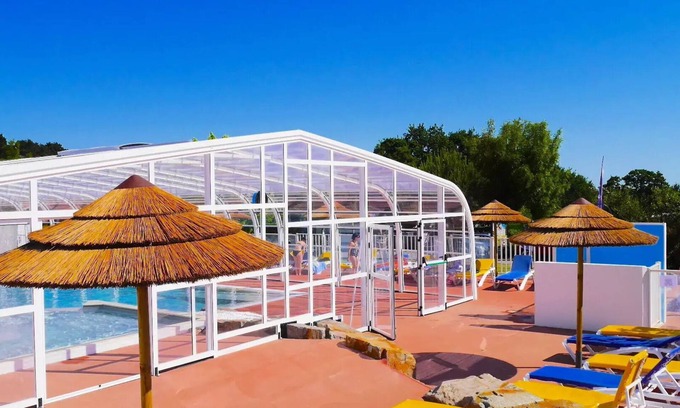 Les Moutiers-en-Retz House | Camping Les Brillas* - Quattro 5 room mobile home 8 people