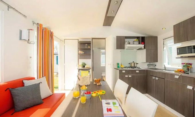 Angles House | Campsite Le Clos Cottet* - Classic 4-room mobile home for 6 people