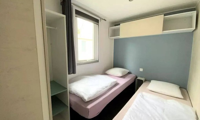 Saint-Leu-dEsserent House | Campsite Le Pré des Moines * - Mobile home MARJOLAINE + 2 bedrooms 2 to 6 people - 2 pers. included in the tariff