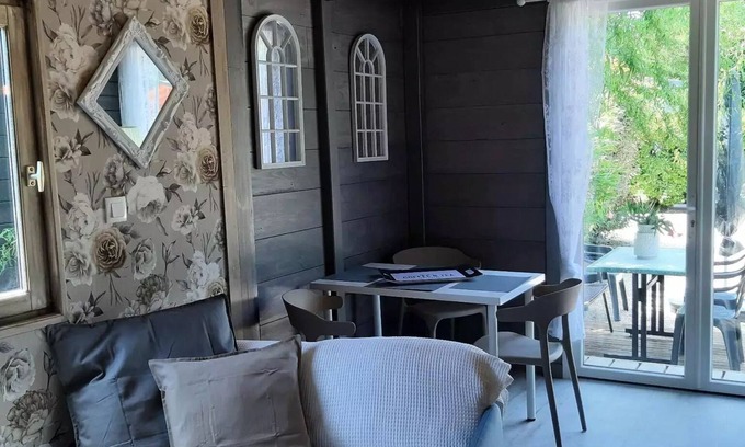 Paluds de Noves Ski Chalet | Campsite Verbela village * - Chalet 27m2 - 2 bedrooms 4 people