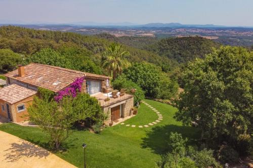 Cruilles Monells I Sant Sadurn House | Can Font de Muntanya