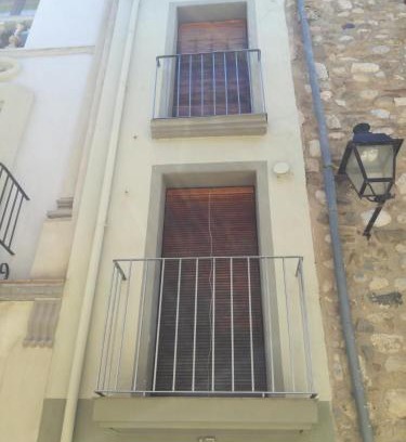 Besalu House | Can Teixidor