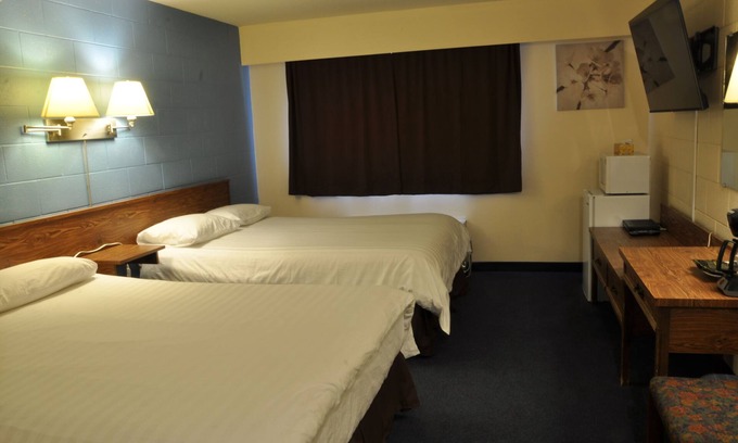 Lillooet Hotel | Canadas Best Value Inn Mile 0
