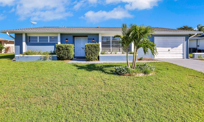 North Port House | Canal front, Pool, Pineapple Way