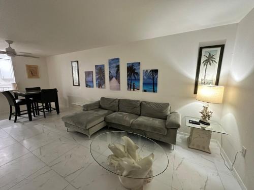 Oakland Hills House | canalfront near beaches private home remodeled