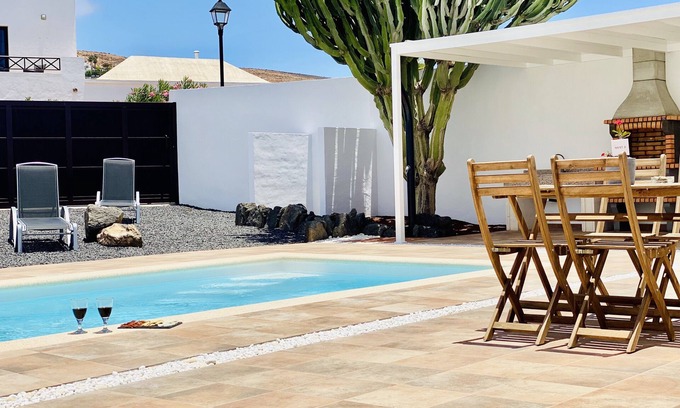 Nazaret Apartment | Canaryislandshost l My Nest