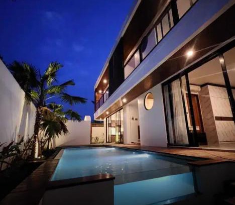 Babakan Villa | Canggu Velvet Oasis - Private Villa 3Bedroom