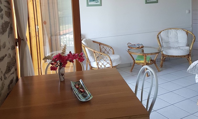 Molitg-les-Bains Apartment | canigou apartment with view